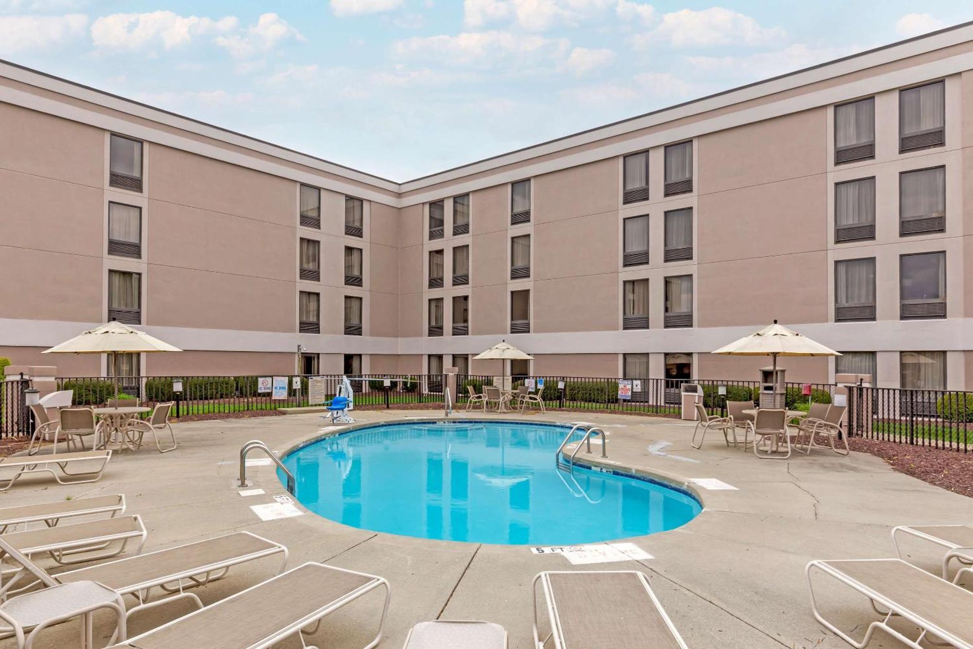 Comfort Inn University Durham - Chapel Hill Zewnętrze zdjęcie